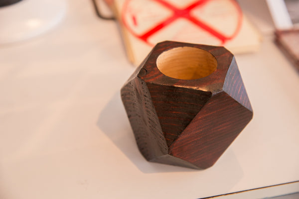 Air Plant Wooden Planter Charcoal Red // ONH Item 6410 Image 5