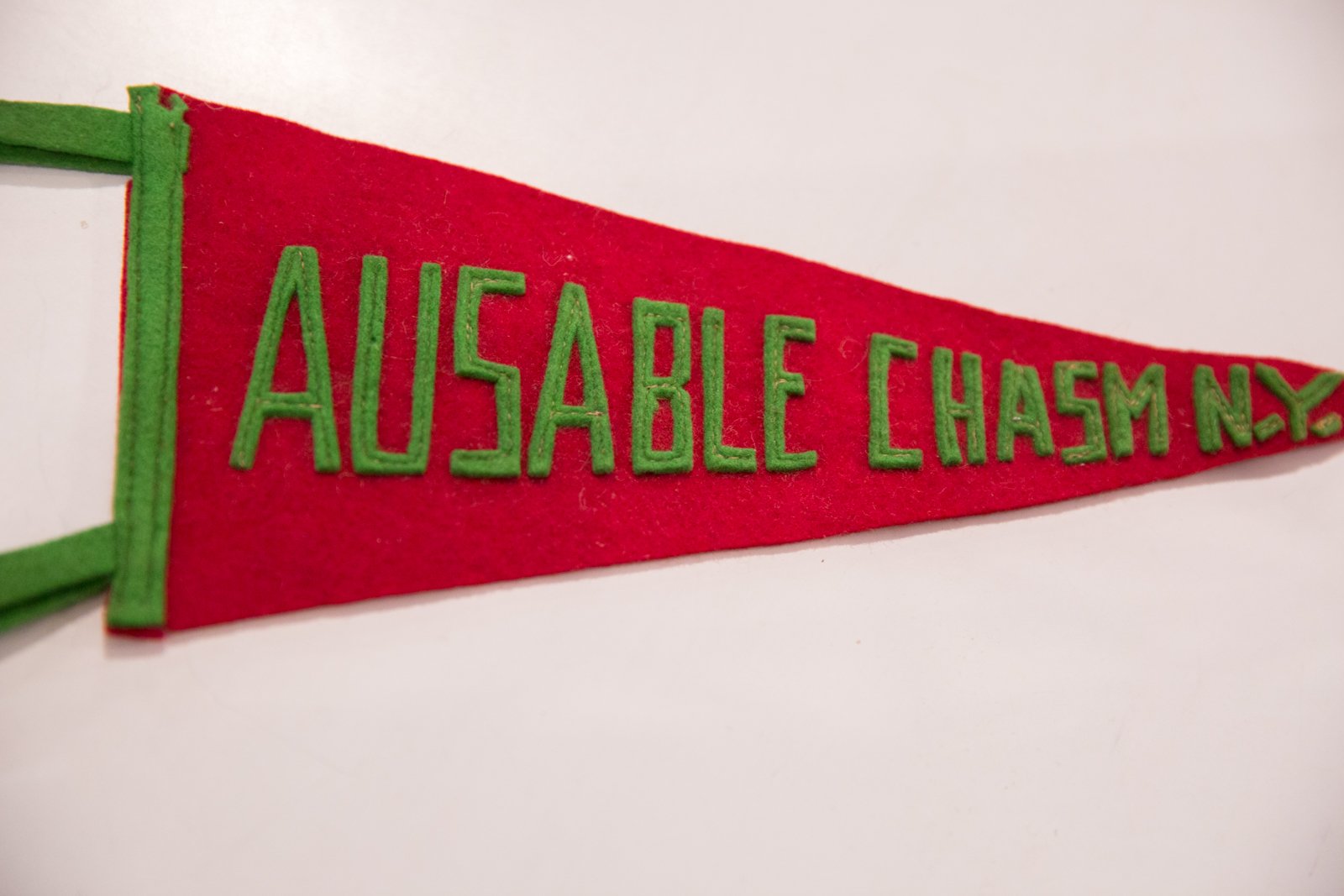 Vintage Ausable Chasm NY Felt Flag Pennant Image 1