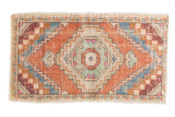 1'8" x 2'10" Vintage Distressed Oushak Rug Mat / Item 6449 image 1