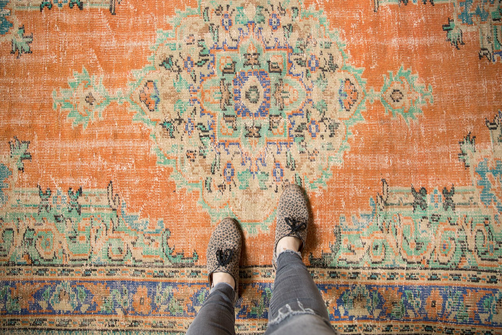  Vintage Distressed Oushak Carpet / Item 6450 image 2