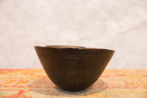 Vintage Wooden African Bowl // ONH Item 6463 Image 6