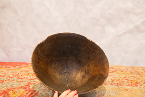 Vintage Wooden African Bowl // ONH Item 6463 Image 1