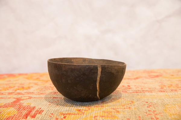 Vintage Wooden African Bowl // ONH Item 6466 Image 4