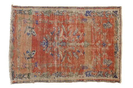 Vintage Distressed Oushak Rug / ONH item 6473