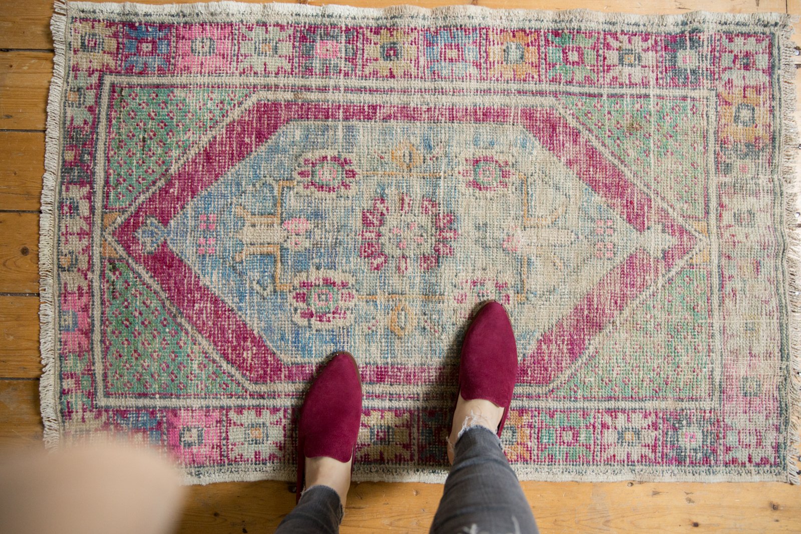 Vintage Distressed Oushak Rug / ONH item 6478 image 1