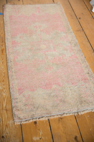 Vintage Distressed Oushak Rug Mat Runner / ONH item 6498 image 4