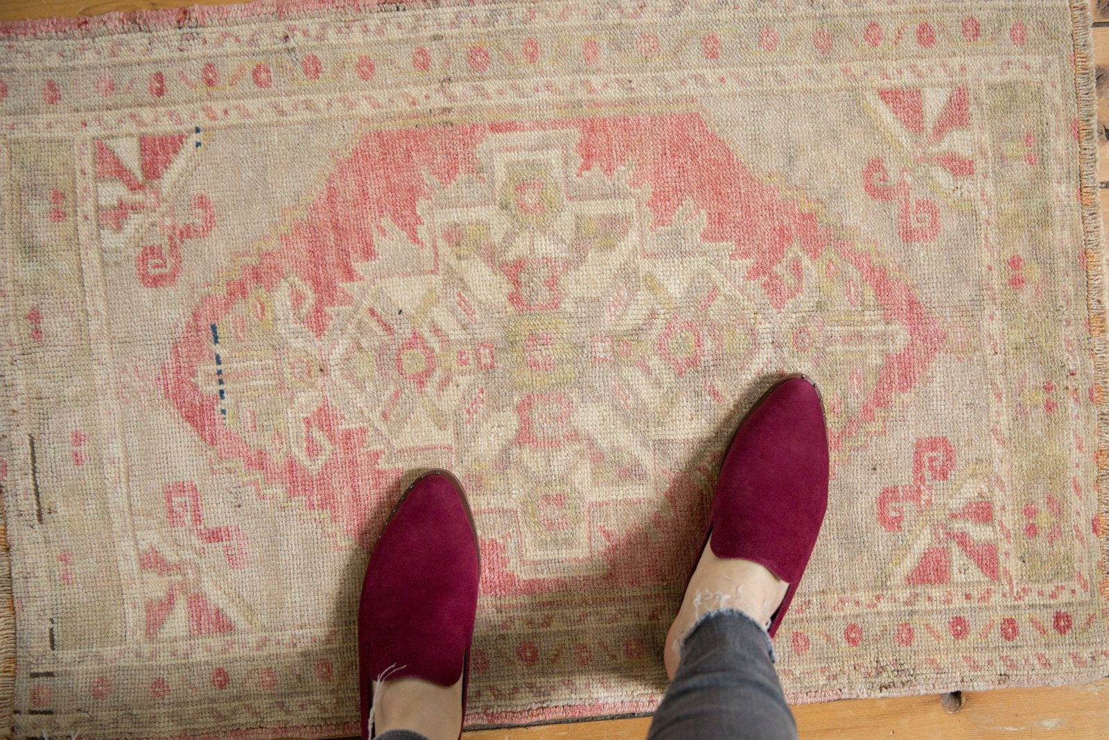 2x3 Vintage Distressed Oushak Rug Mat // ONH Item 6513 Image 1