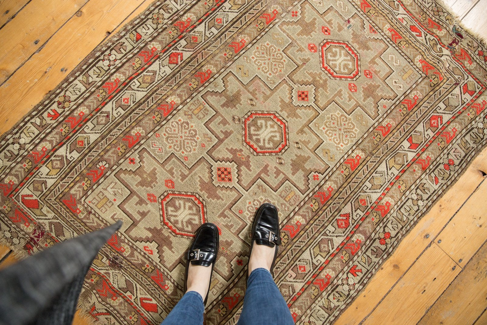 4x5 Antique Caucasian Square Rug // ONH Item 6522 Image 1