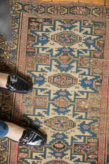  Vintage Caucasian Rug / Item 6527 image 3