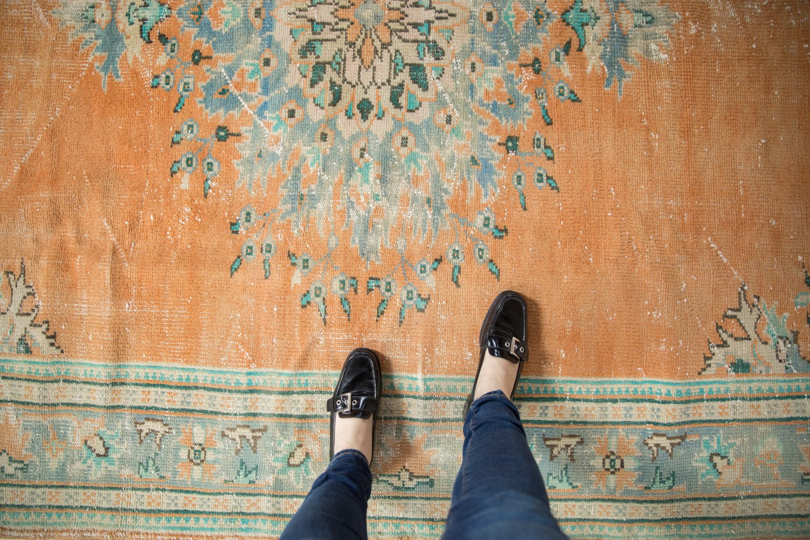 Vintage Distressed Oushak Carpet / ONH item 6554 Image 1