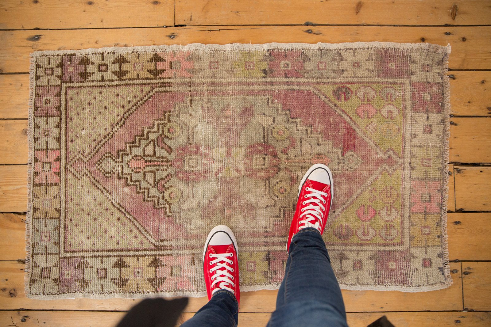 Vintage Distressed Oushak Rug / ONH item 6566 Image 1