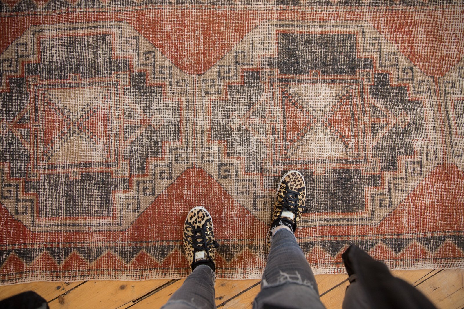 3.5x11 Vintage Distressed Oushak Rug Runner // ONH Item 6582 Image 1