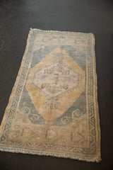 Vintage Distressed Oushak Rug Mat Runner / ONH item 6622 Image 3