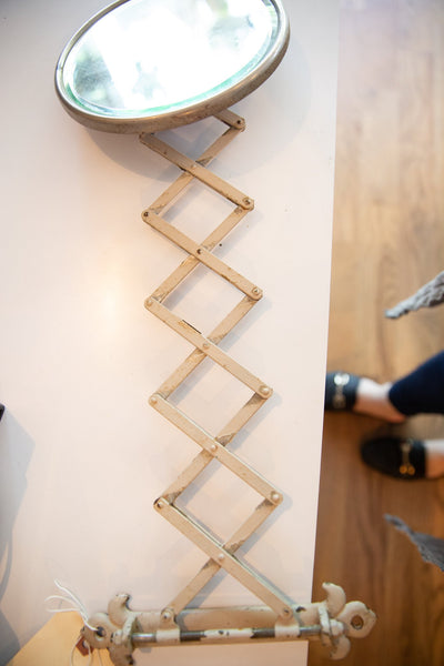 Antique Fleur De Lis Shaving Mirror // ONH Item 6700 Image 3