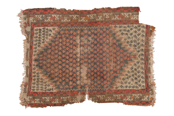 Antique Caucasian Rug / ONH item 6715