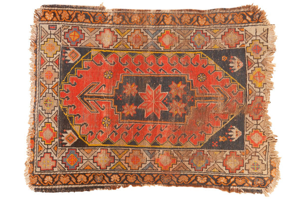 Vintage Caucasian Square Rug / ONH item 6716