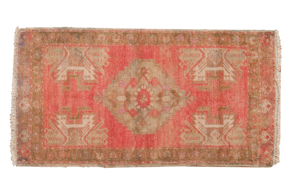 1.5x3 Vintage Distressed Oushak Rug Mat // ONH Item 6733