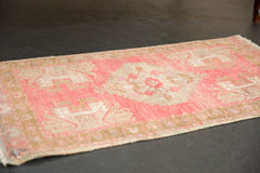 1.5x3 Vintage Distressed Oushak Rug Mat // ONH Item 6733 Image 3