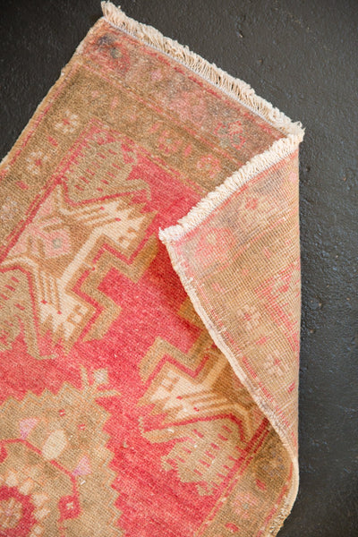 1.5x3 Vintage Distressed Oushak Rug Mat // ONH Item 6734 Image 5