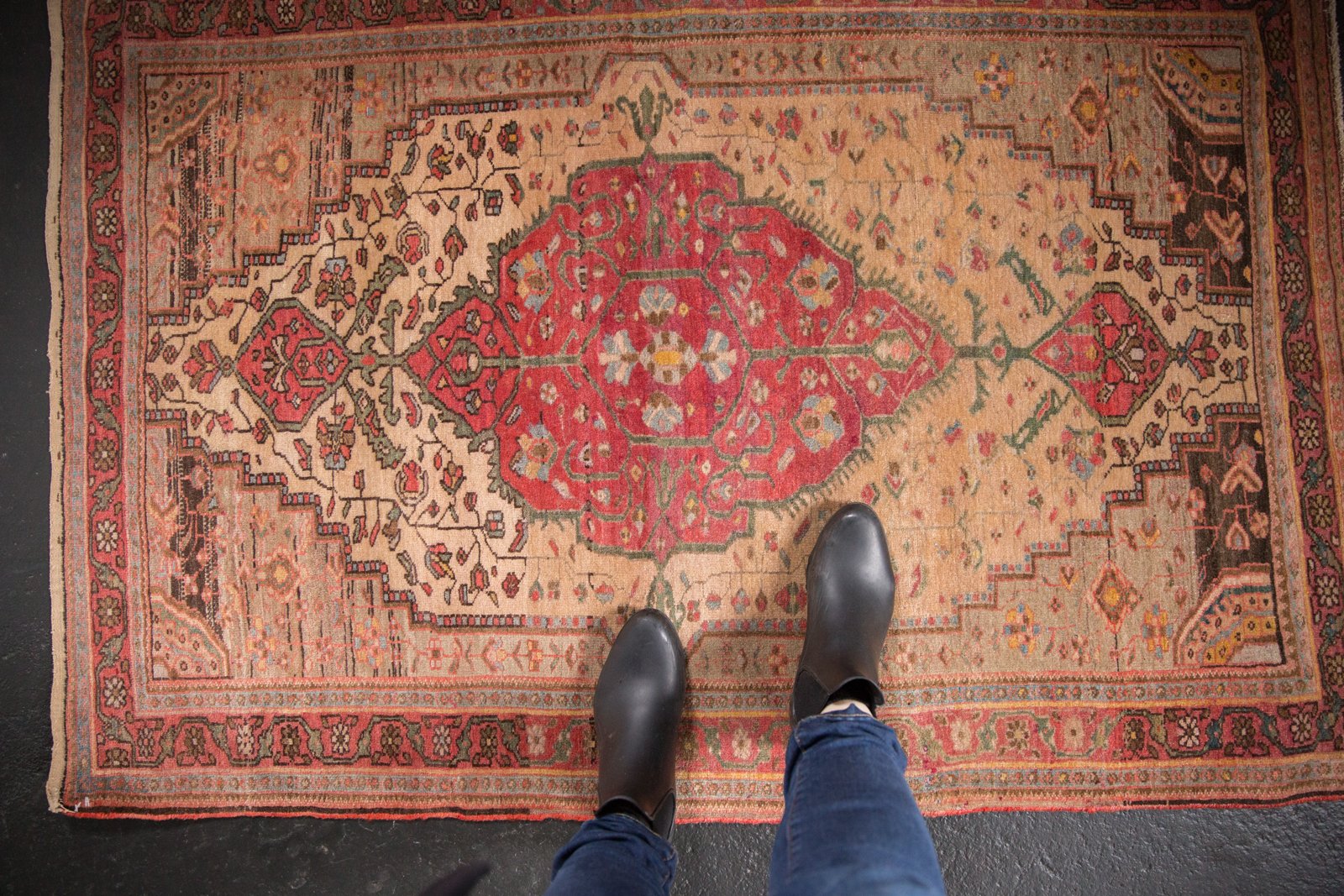 3.5x5 Vintage Farahan Sarouk Rug // ONH Item 6740 Image 1