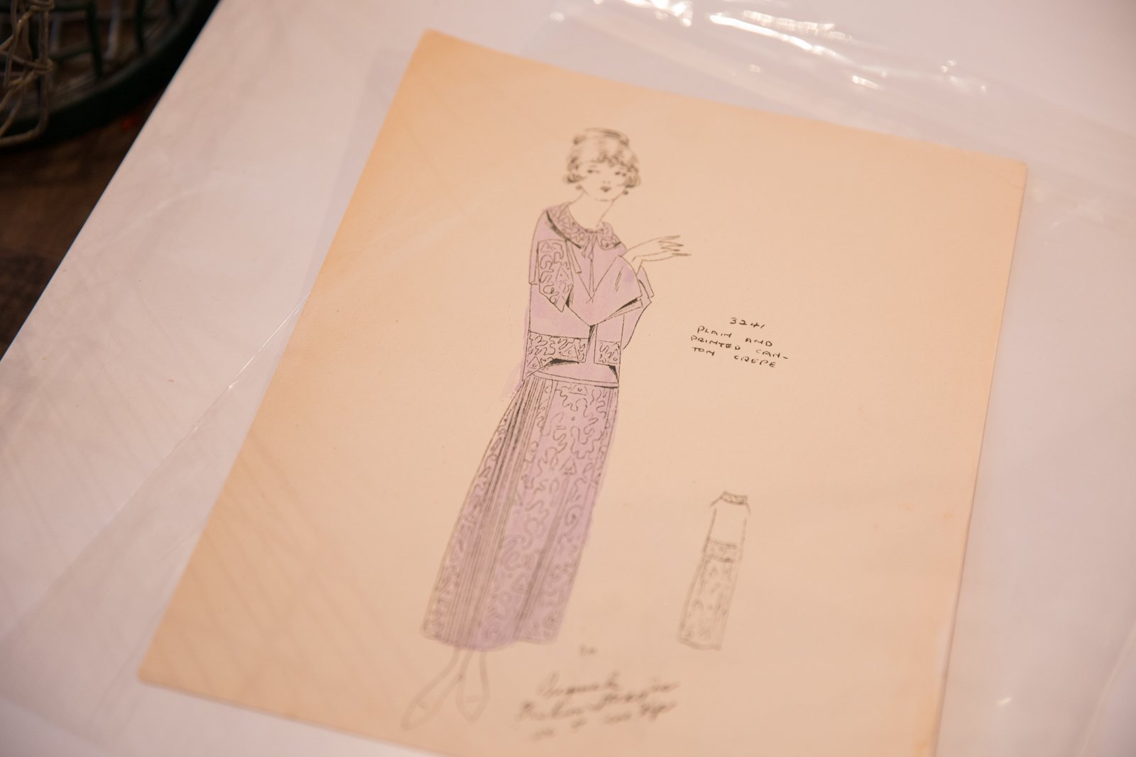 Antique Hand-colored 1920s Fashion Art Image 1