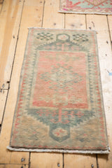 Vintage Distressed Oushak Rug Mat / ONH item 6886 Image 3