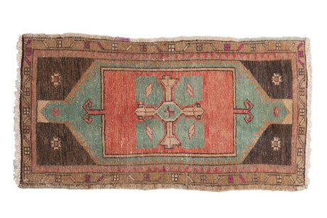 1.5x3 Vintage Distressed Oushak Rug Mat // ONH Item 6893