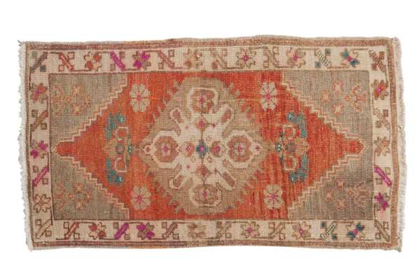 1.5x3 Vintage Distressed Oushak Rug Mat // ONH Item 6897