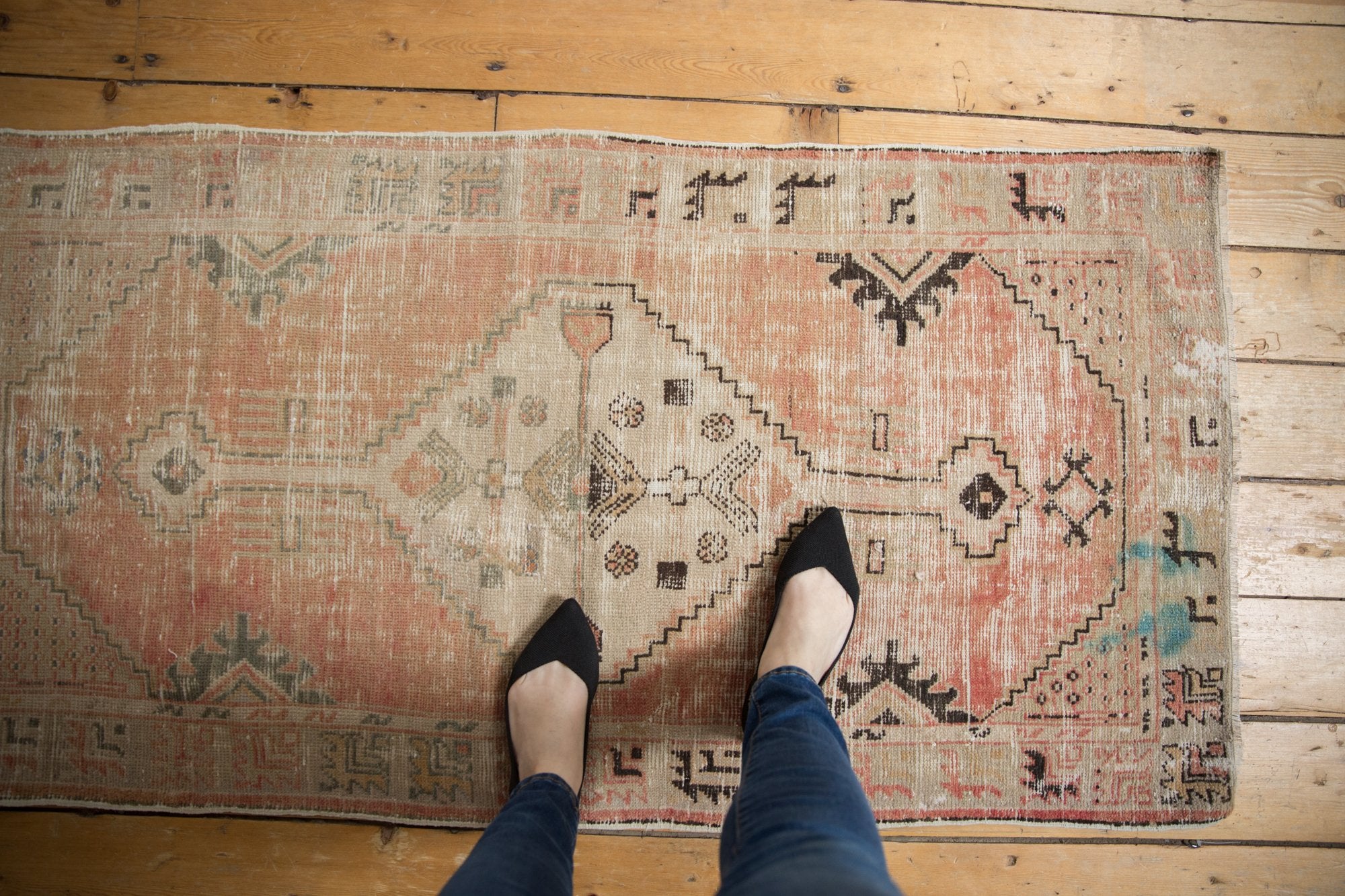 2.5x5 Vintage Distressed Oushak Rug Runner // ONH Item 6903 Image 1