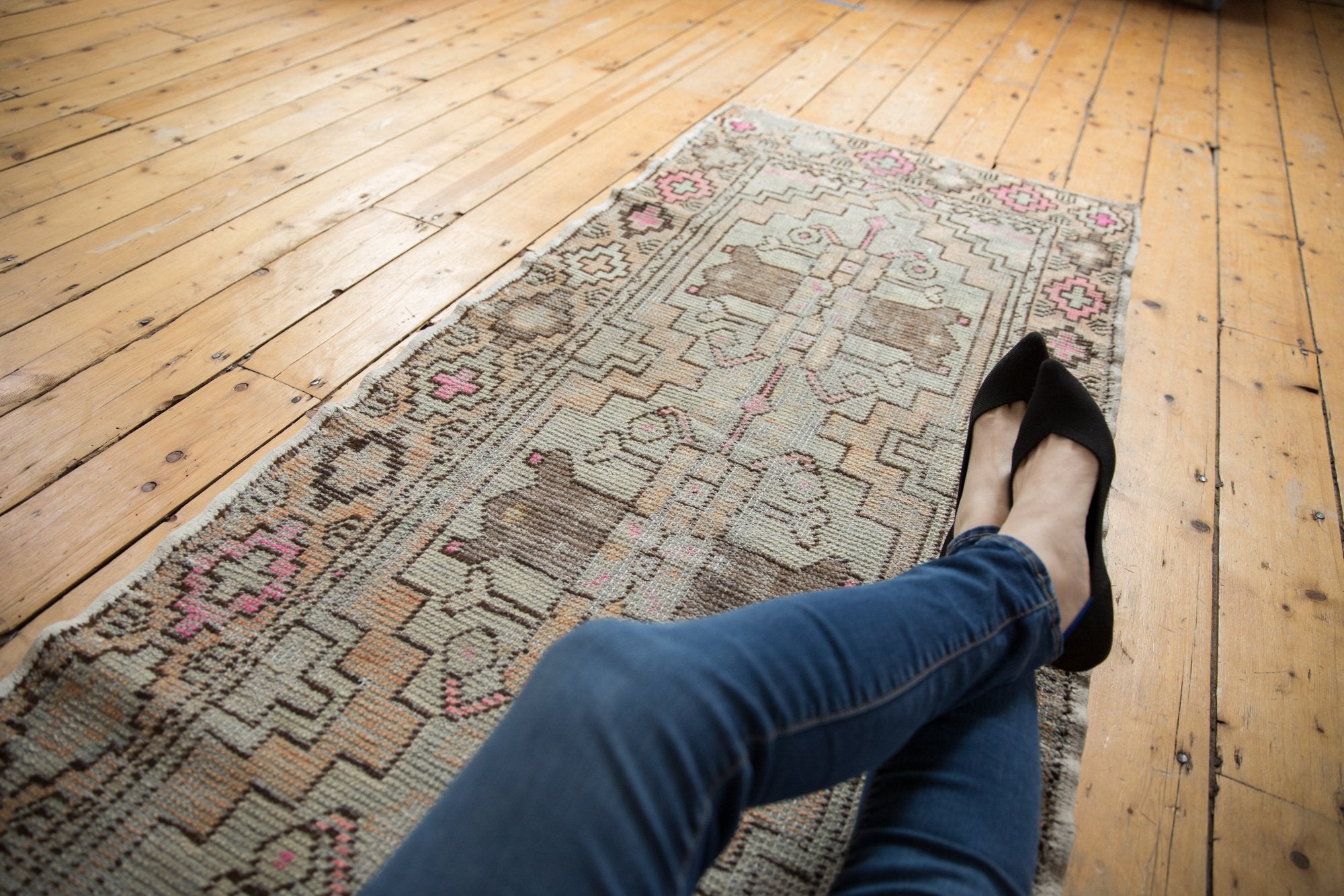 2.5x7.5 Vintage Distressed Oushak Rug Runner // ONH Item 6907 Image 1