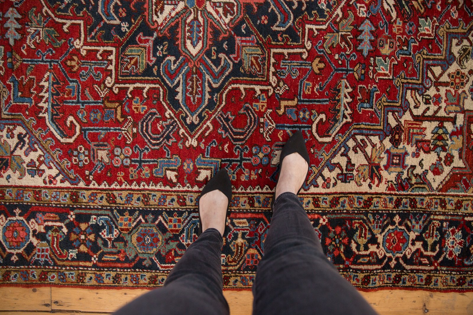  Image Vintage Heriz Carpet / ONH item 6932 Image 1