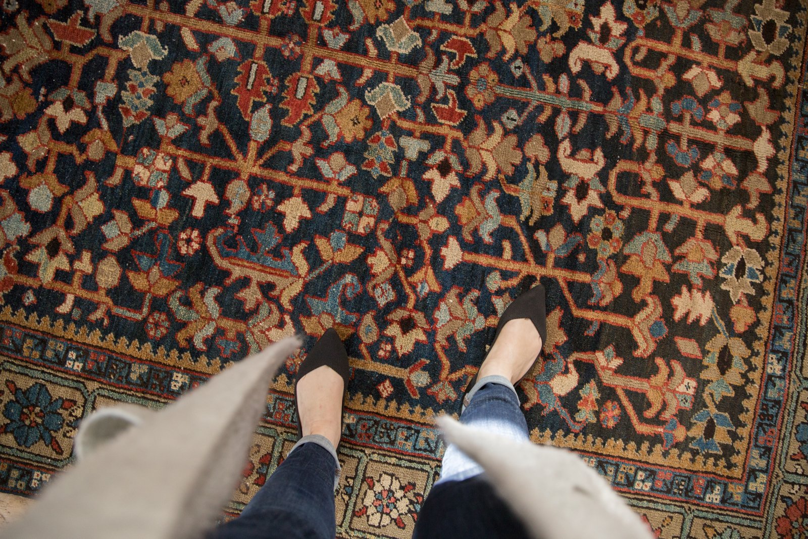 6.5x9 Vintage Heriz Carpet // ONH Item 6934 Image 1