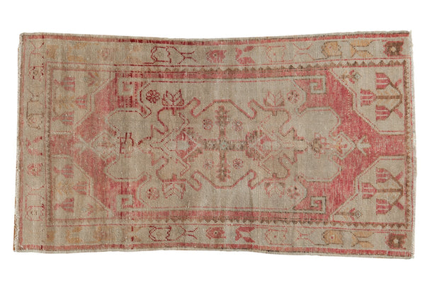 Vintage Distressed Oushak Rug / ONH item 6960