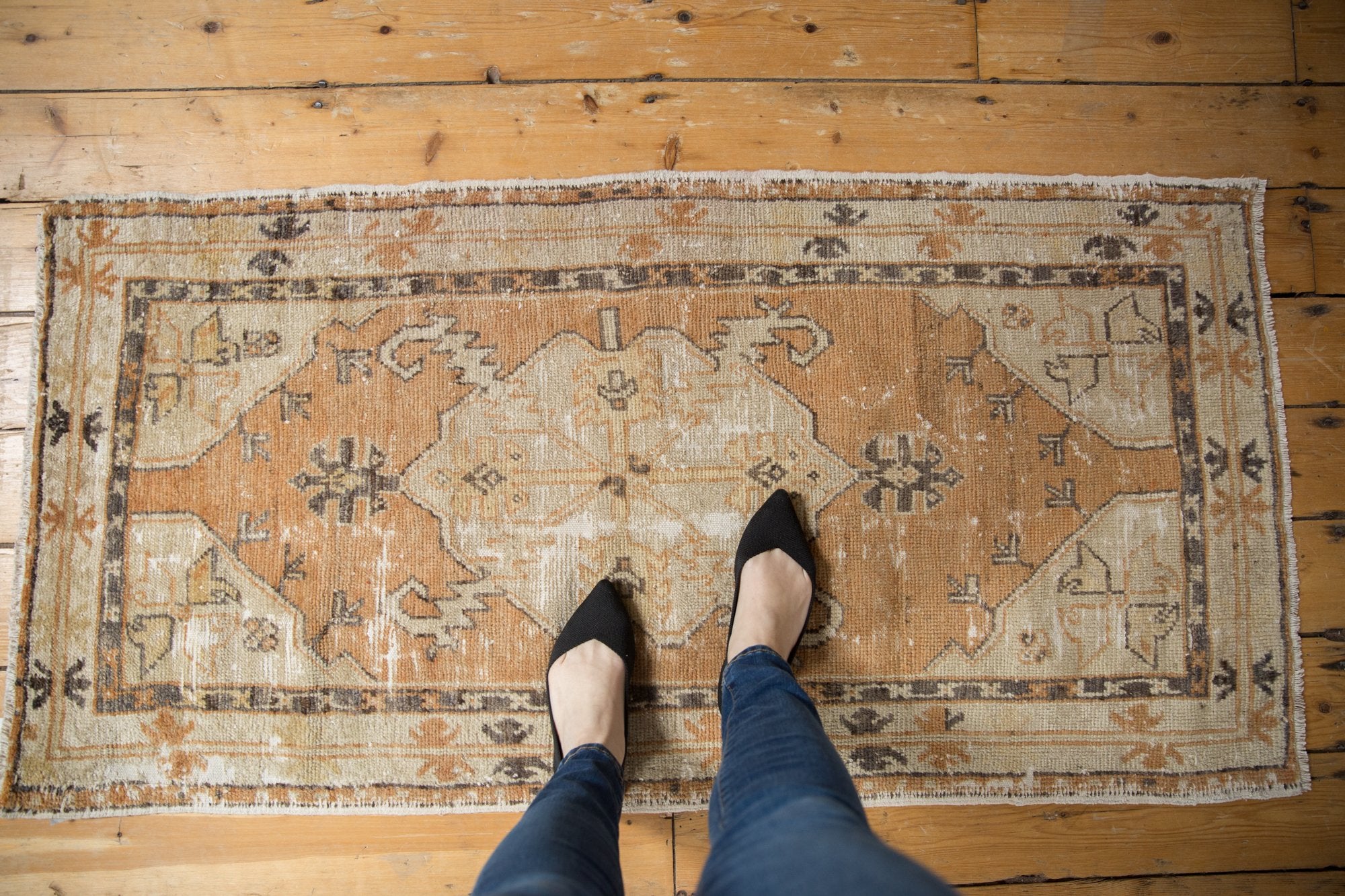 2.5x5 Vintage Distressed Oushak Rug Runner // ONH Item 6972 Image 1