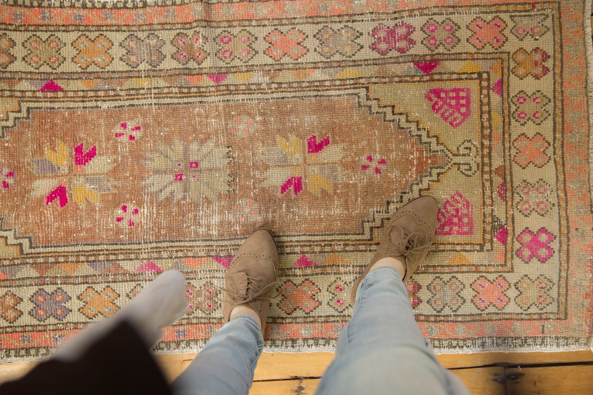 2.5x5 Vintage Distressed Oushak Rug Runner // ONH Item 6993 Image 1