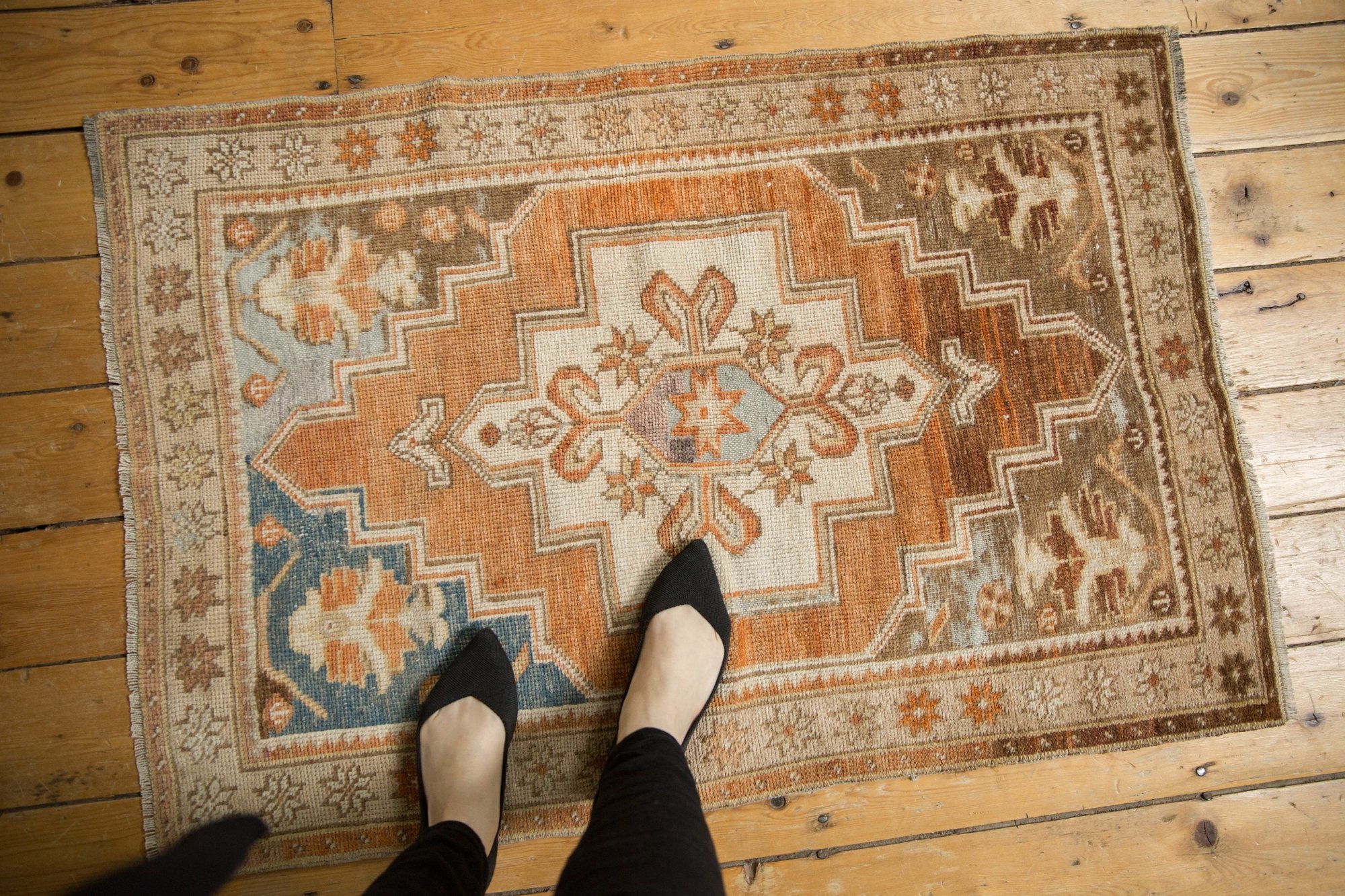 2.5x4 Vintage Distressed Oushak Rug // ONH Item 7040 Image 1