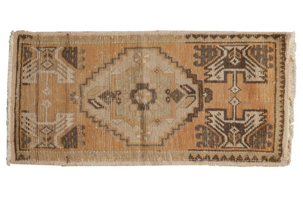 1.5x3.5 Vintage Distressed Oushak Rug Mat Runner // ONH Item 7088