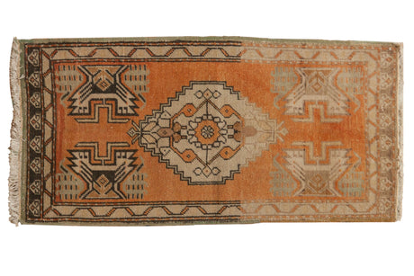 1.5x3.5 Vintage Distressed Oushak Rug Mat Runner // ONH Item 7089