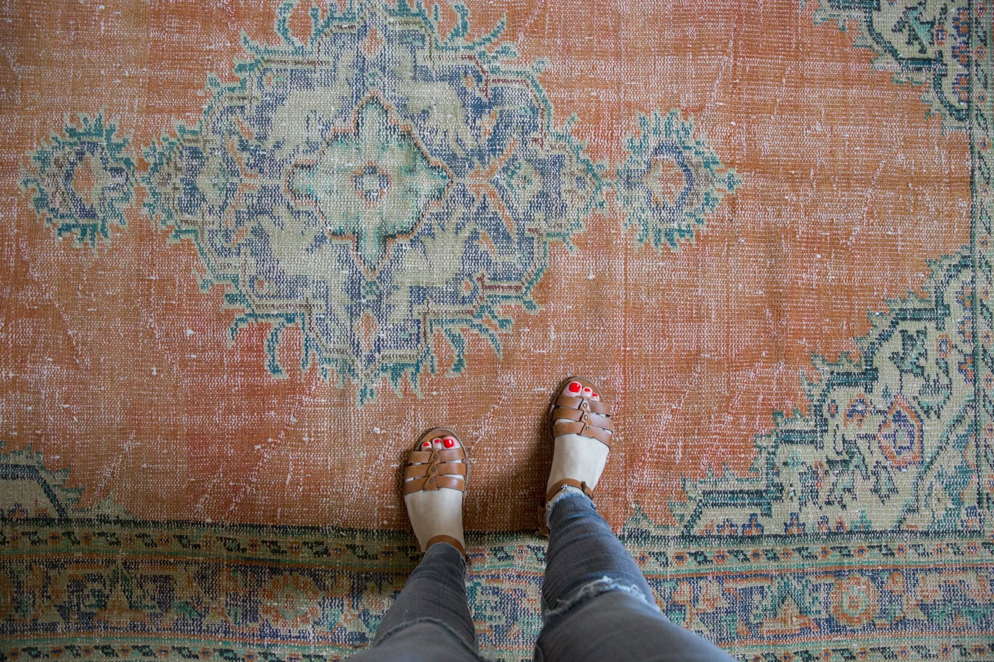 5.5x8.5 Vintage Distressed Oushak Carpet // ONH Item 7160 Image 1