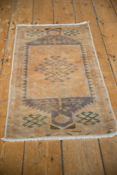 1.5x3 Vintage Distressed Oushak Rug Mat // ONH Item 7195 Image 4