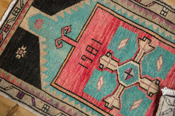 Vintage Distressed Oushak Rug Mat / ONH item 7196 Image 6