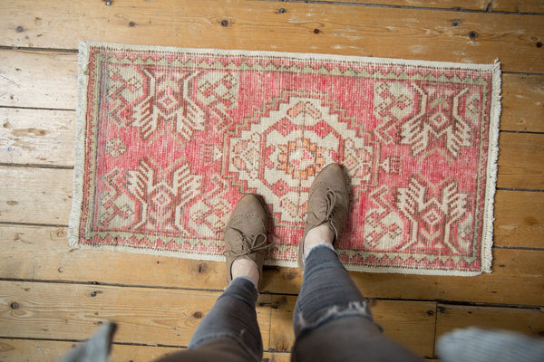 1.5x3 Vintage Distressed Oushak Rug Mat // ONH Item 7197 Image 1