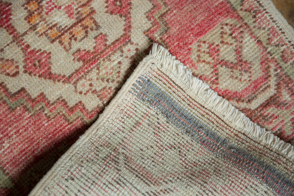 1.5x3 Vintage Distressed Oushak Rug Mat // ONH Item 7197 Image 5