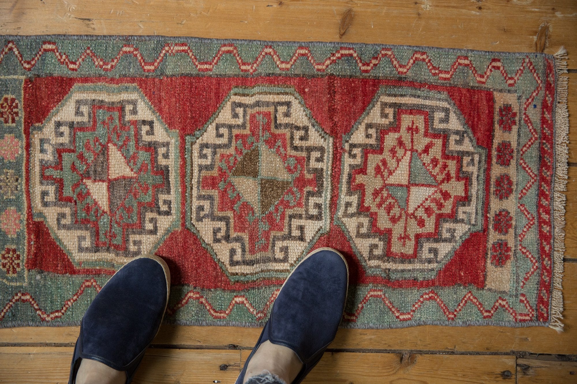 1.5x3 Vintage Distressed Oushak Rug Mat // ONH Item 7202 Image 1