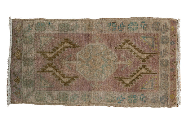 Vintage Distressed Oushak Rug Mat / ONH item 7205