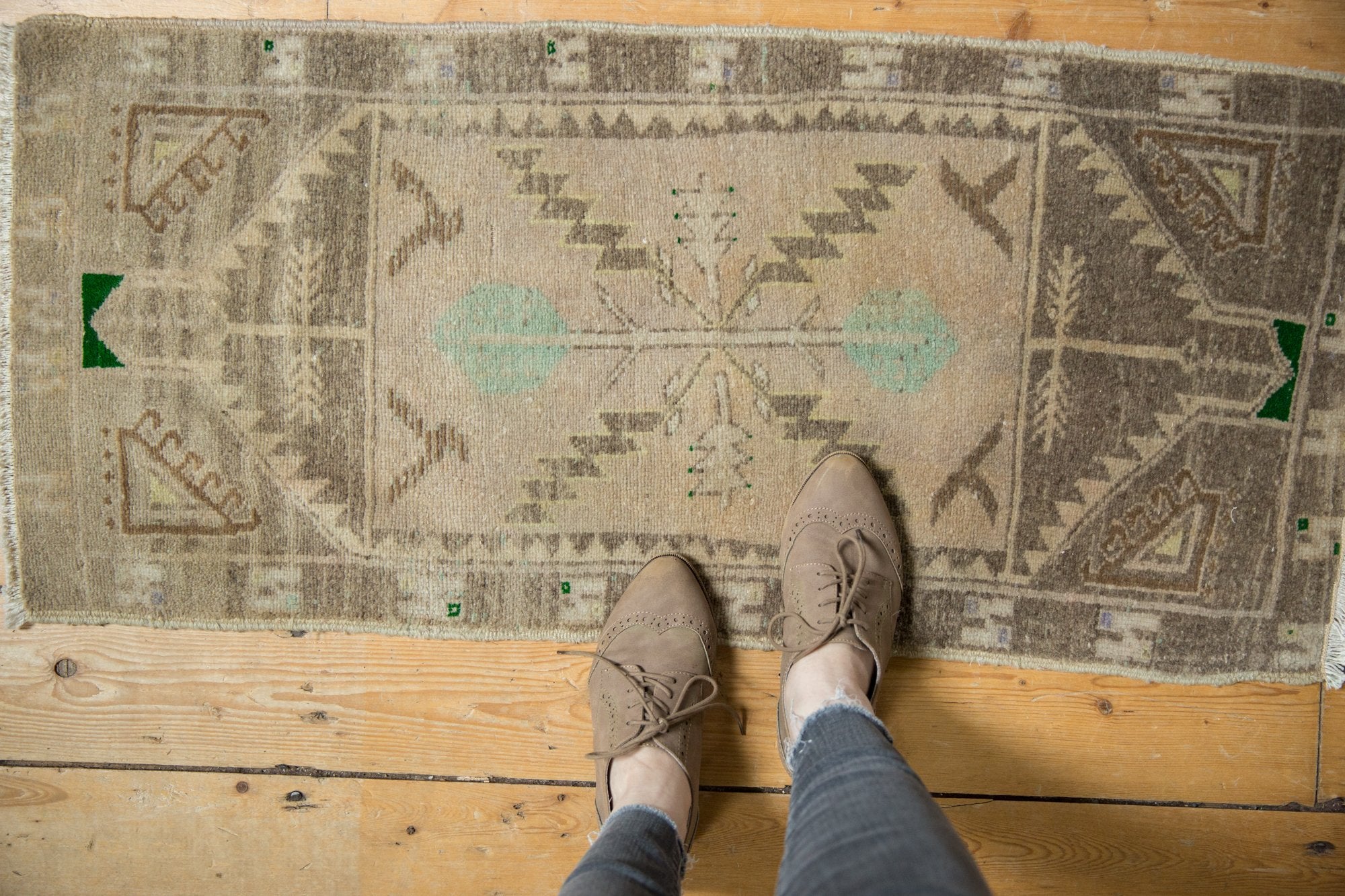 1.5x3.5 Vintage Distressed Oushak Rug Mat Runner // ONH Item 7208 Image 1