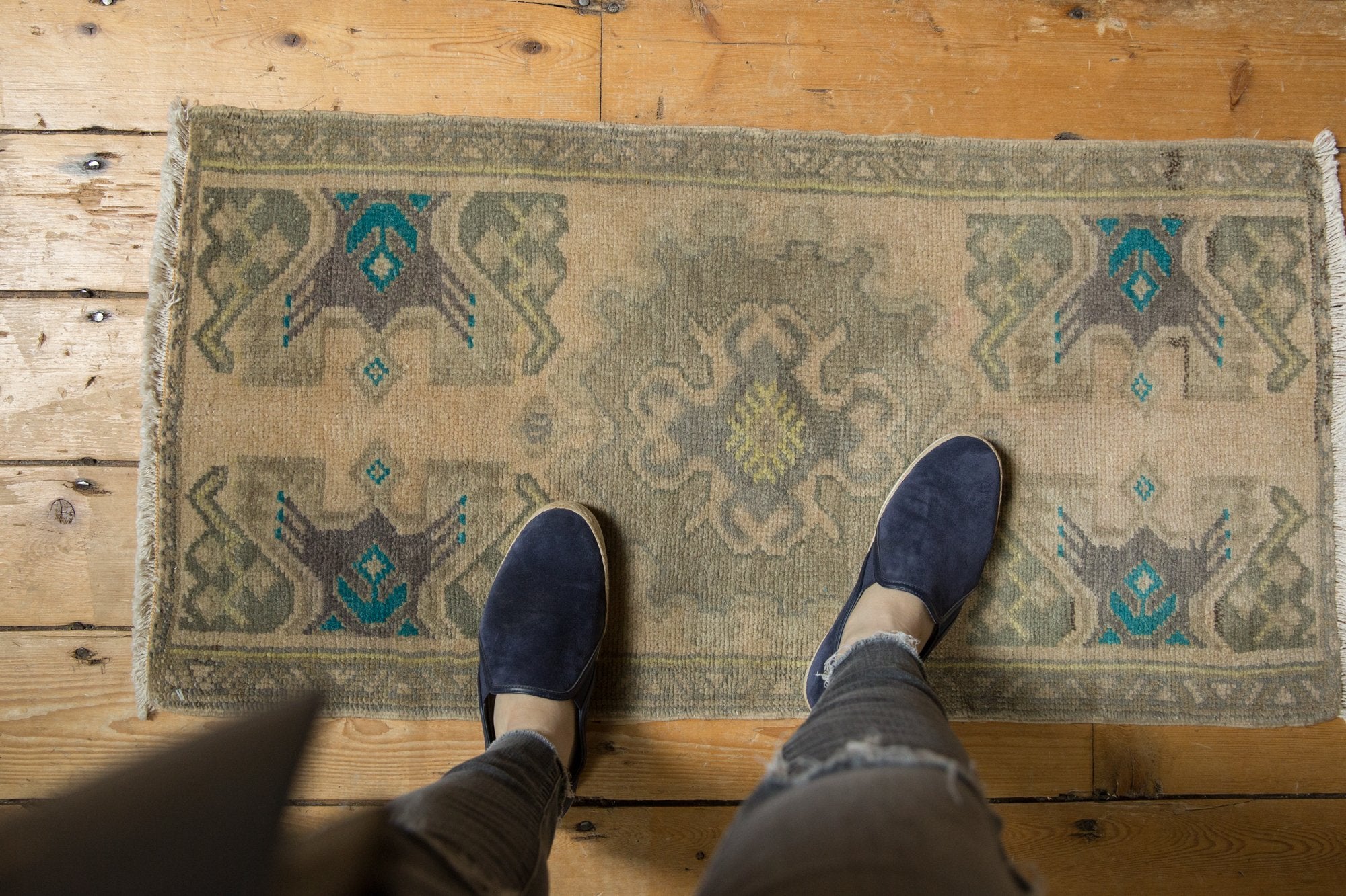 1.5x3.5 Vintage Distressed Oushak Rug Mat Runner // ONH Item 7211 Image 1