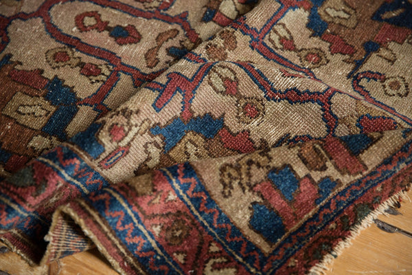 3x3.5 Antique Lilihan Square Rug // ONH Item 7260 Image 12