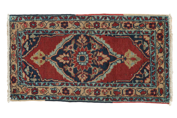 1.5x3 Vintage Heriz Rug Mat // ONH Item 7279