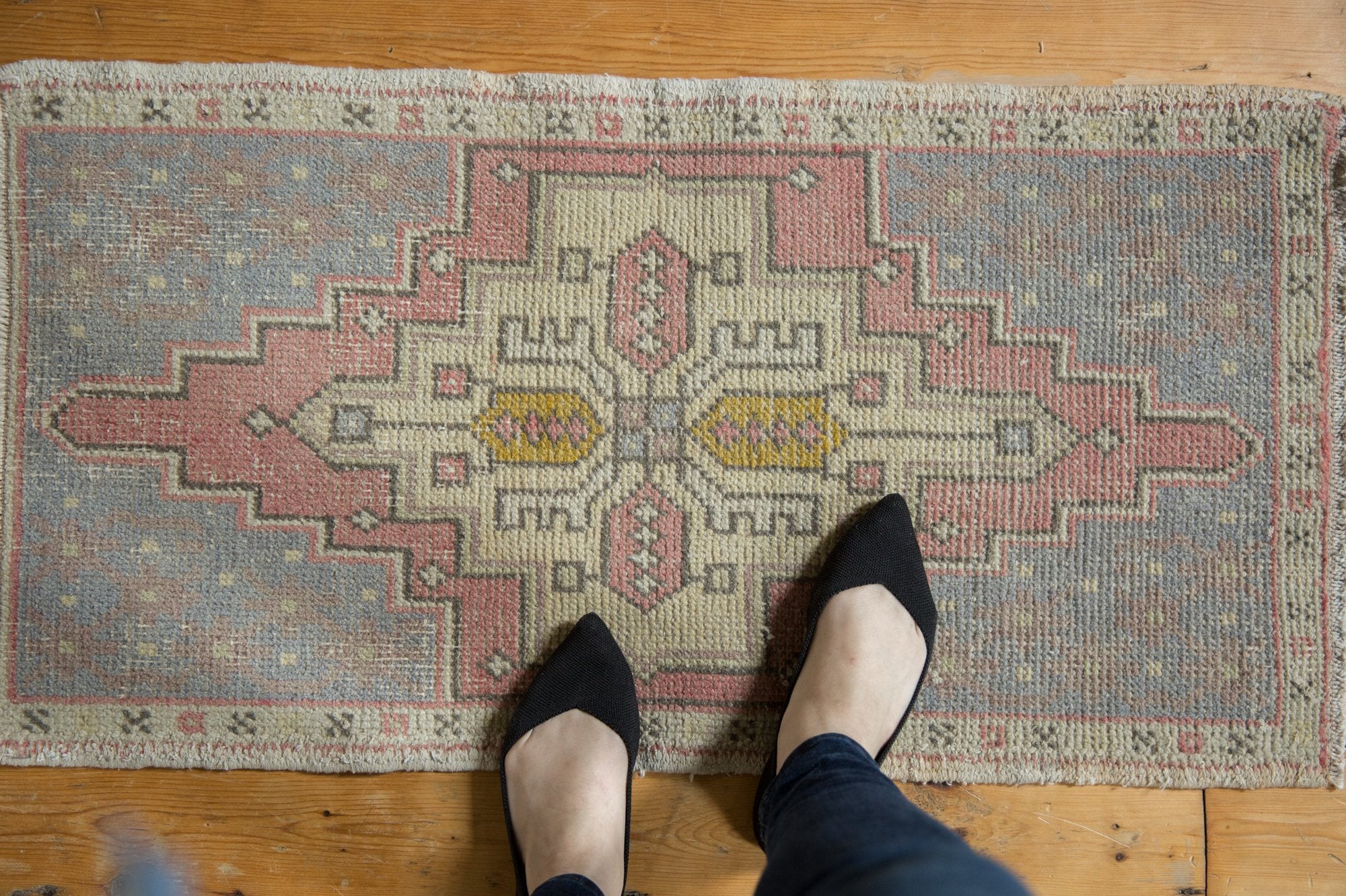 1.5x3 Vintage Distressed Oushak Rug Mat // ONH Item 7308 Image 1